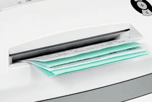 shreds up to 15 sheets of paper per pass